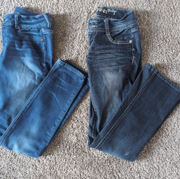 Women's dark wash jeans bundle - Picture 11 of 11